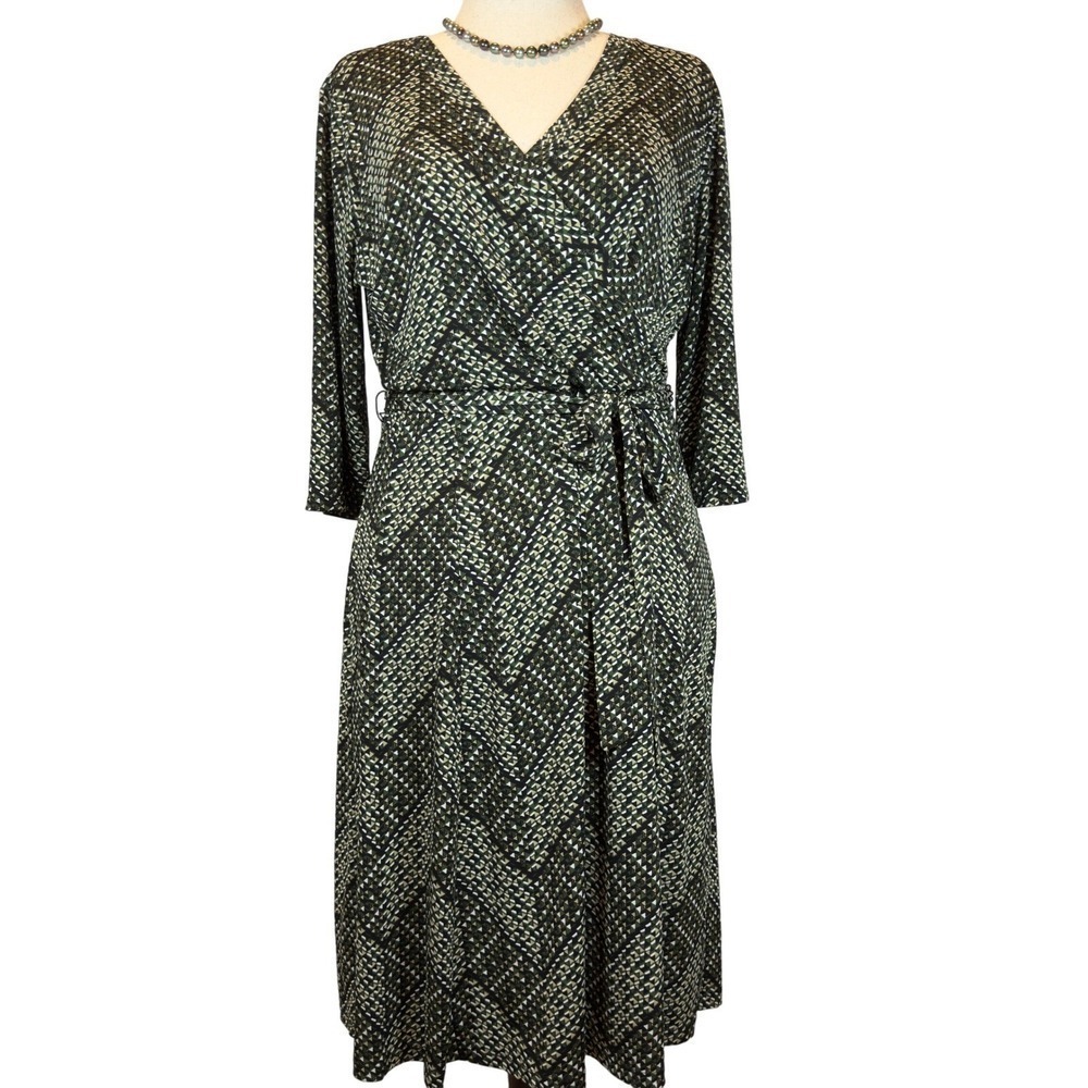 En Focus Studio Green Wrap Dress Plus Size 14 Graphic Print Slimming Office Work - Picture 3 of 13